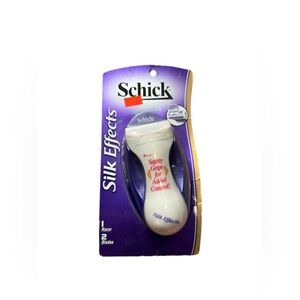 SCHICK SILK EFFECTS RAZOR HANDLE WITH 2 CARTRIDGES (SLIGHTLY DISTRESSED PACKAGE)
